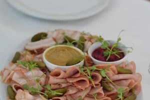 Weekend Family Hotel 33