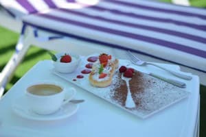 Weekend Family Hotel 2